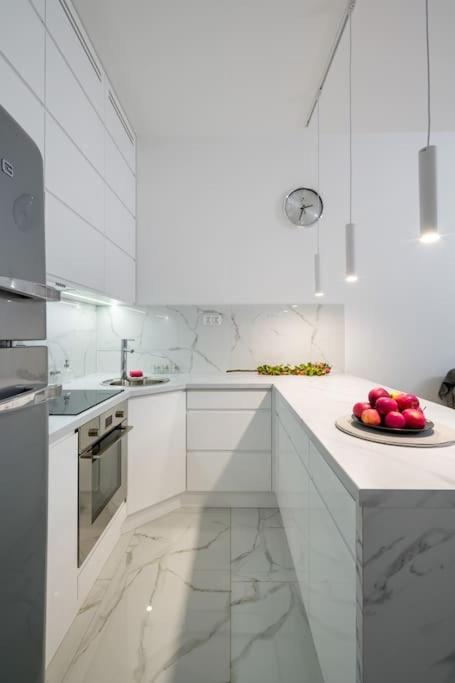 Charming Apartment In Calm And Central Area Krakow Exterior photo